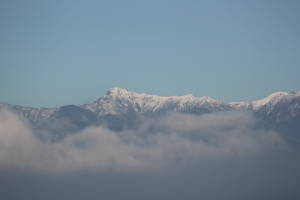 隙頂爬山~~