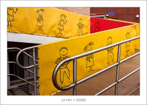 ::: Rainy Day 雨天下的24mm by DV :::