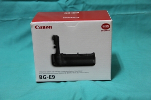 垂直手把BG-E9開箱