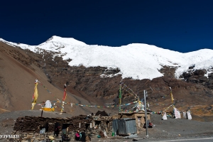 西藏-乃欽康桑峰