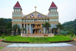 霧峰 圓滿教堂(祝大家都要幸福唷)