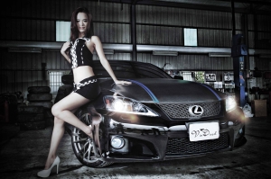 IS [F] 主題拍攝 （感謝車主提供跑車）