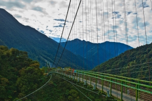 八通關‧東埔-雲龍瀑布