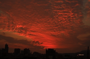 昨天高雄的天空