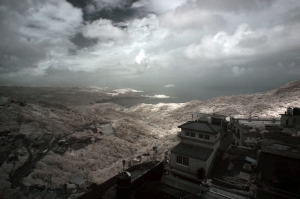 高速IR 下的九份