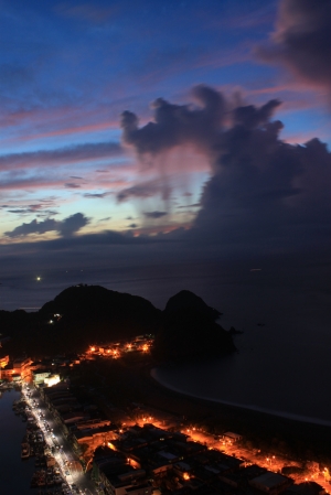 等日出等到......