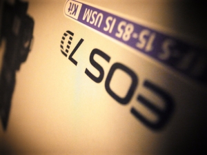 賣了又買了 Canon EOS 7D BY 存摺