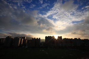 陽台前的落日~~