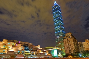 從四四南村看101