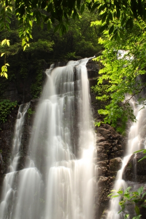三峽滿月圓 - 第一次拍瀑布