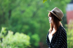 北藝大雖然拍的時候下雨還是盡力把他拍好-萱萱-愛鸚斯坦