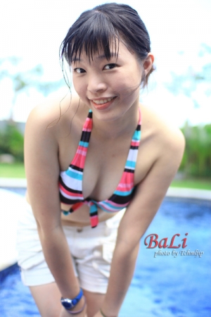 丫儒尺度大開 In BaLi