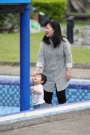 我家冠強一歲一個月囉