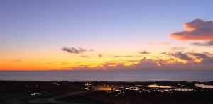 夏日的綠島下