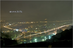 烘爐地車軌 台北市夜景
