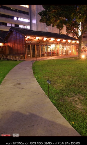 第一次唷~~~搖黑卡