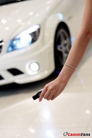 ZOO．瑪賽迪斯C63 AMG