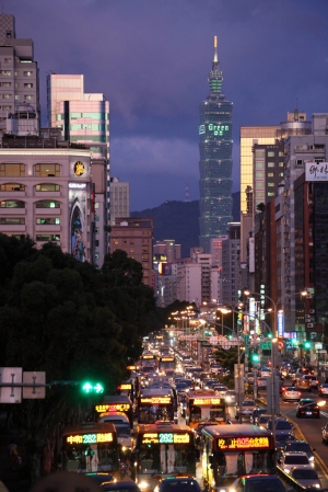 忠孝東路夜景