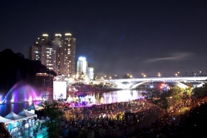 2010新店碧潭煙火秀~