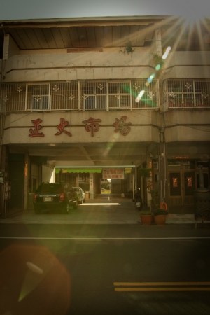 大家都說TOKINA抗耀不好啊!!