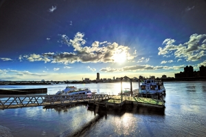 大稻埕-天氣晴...還真無雲...