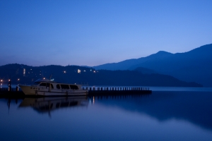 日月潭的晨昏之美