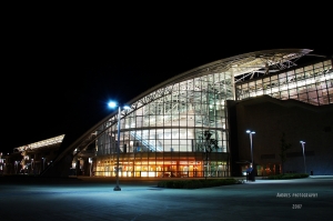 高鐵六家站(夜間的是nikon d40)