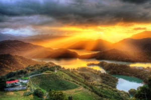 北縣石碇鄉 暮色金光映潭腰