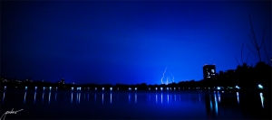 我、閃電、初見面| |Lightning
