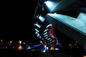 夜拍 彩虹橋!!