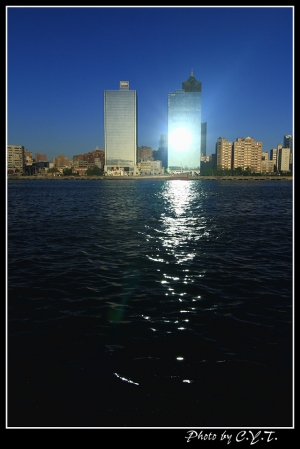 高雄我的故鄉-Part III-夏夜,月夜,真愛之夜