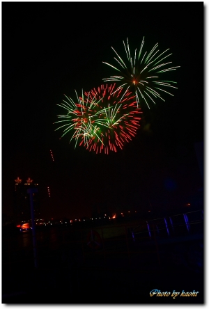 沒帶腳架的煙火(第二頁新增節目表參考)