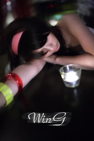 WING . 8:00PM