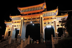 夜晚的義民廟~