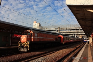 去屏東拍火車