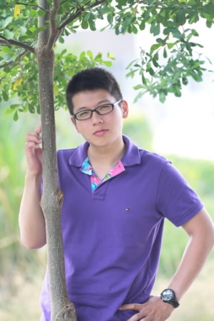 嘉義糖廠騎三輪車遊玩