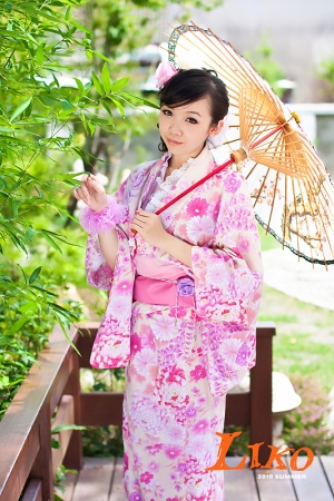 LIKO 意是莉子