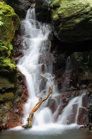 宜蘭林美石磐步道(溪瀑)