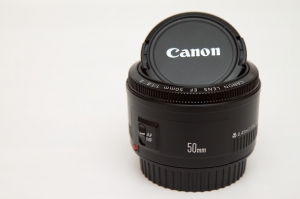 【分享】CANON EF 50mm F1.8 超便宜定焦鏡