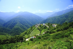 拉拉山