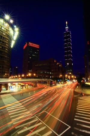 【台北】101 … by DW
