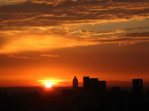 [G10] 8/12 窗外夕陽