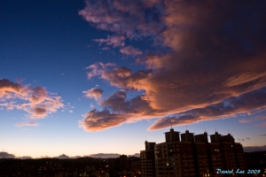 晨曦、火燒雲；日出