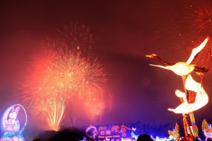 竹南頭份百年燈會-煙火新手篇~~