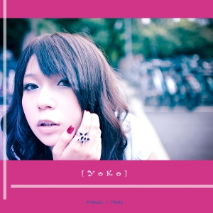 <我 。 一個人拍美女 > ------ YoKo