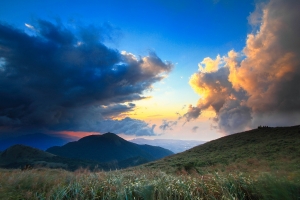 大屯山 - 創世紀?