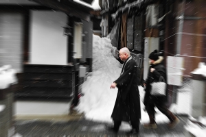 行 (about walking) - perahia