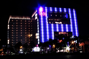 ●●夜拍●●台中大遠百