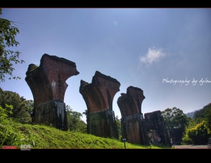 殘缺的藝術品-龍騰斷橋