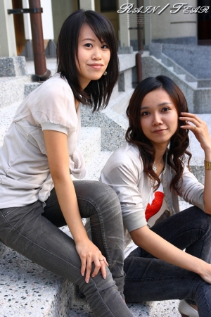 WOMEN'S STYLE